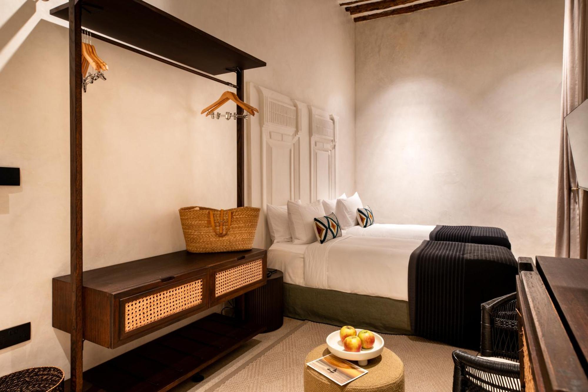 The Neela Boutique Hotel Stone Town 잔지바르 외부 사진