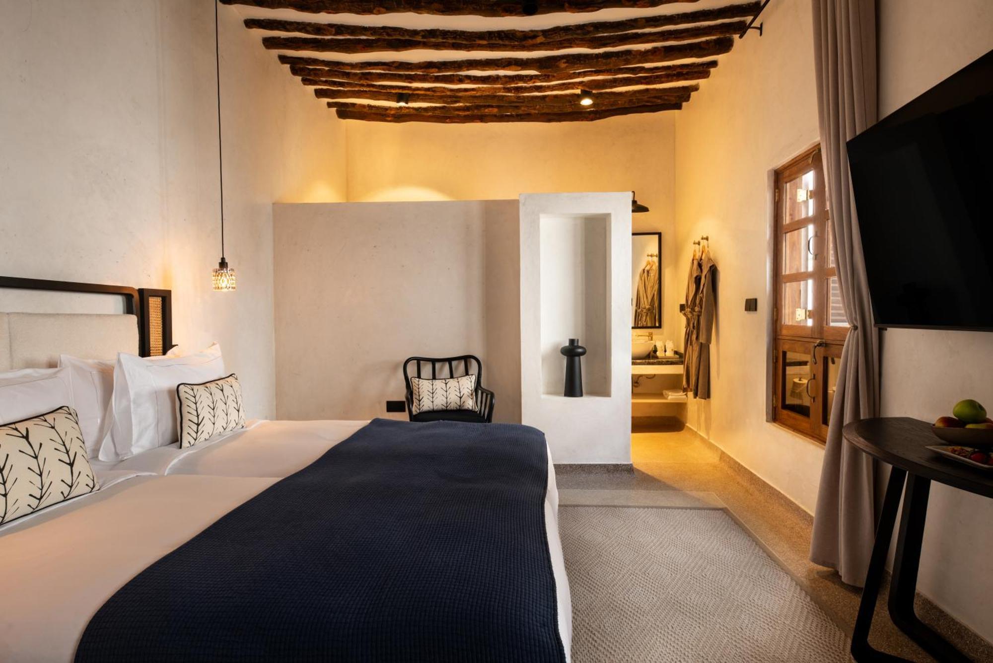 The Neela Boutique Hotel Stone Town 잔지바르 객실 사진