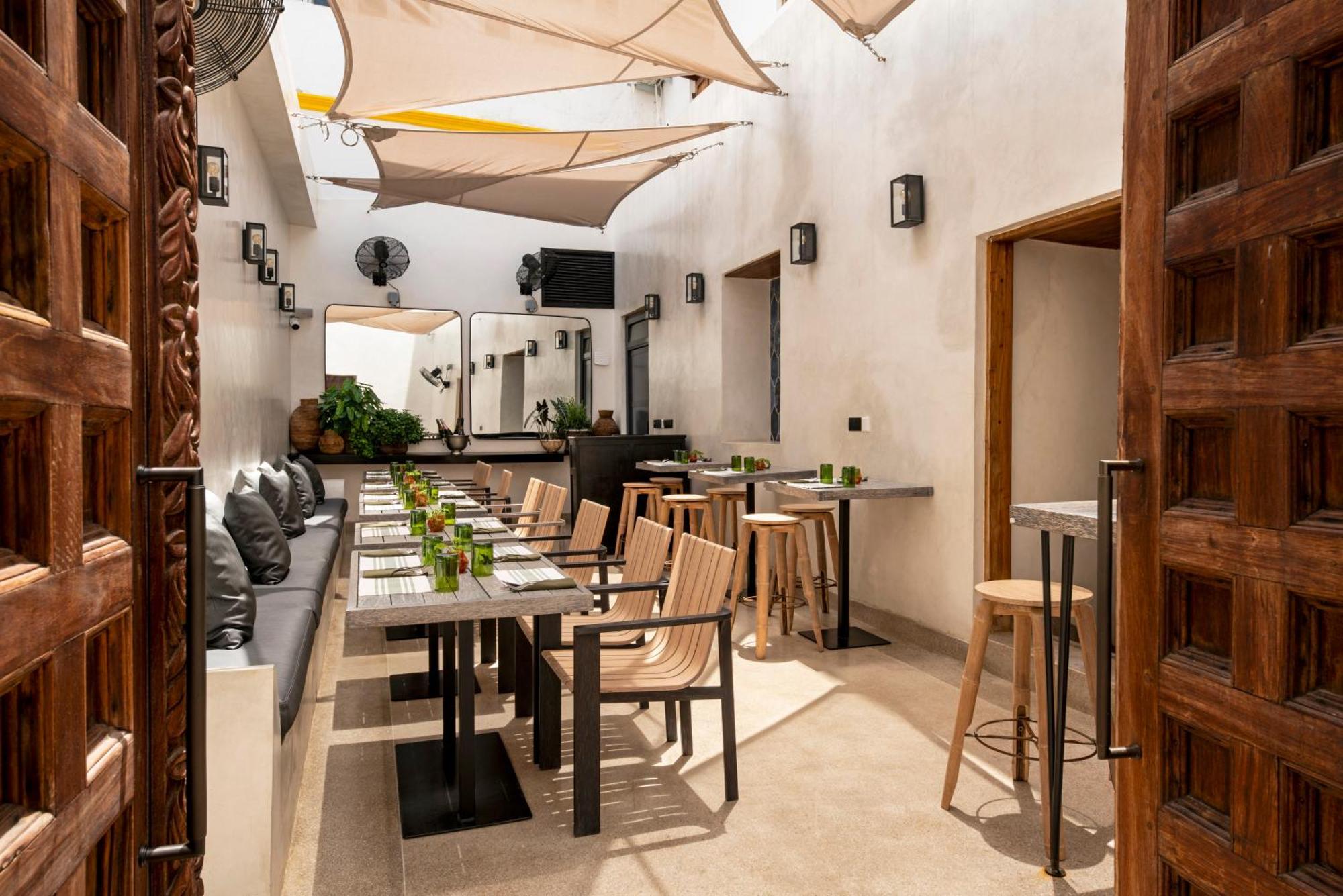 The Neela Boutique Hotel Stone Town 잔지바르 외부 사진